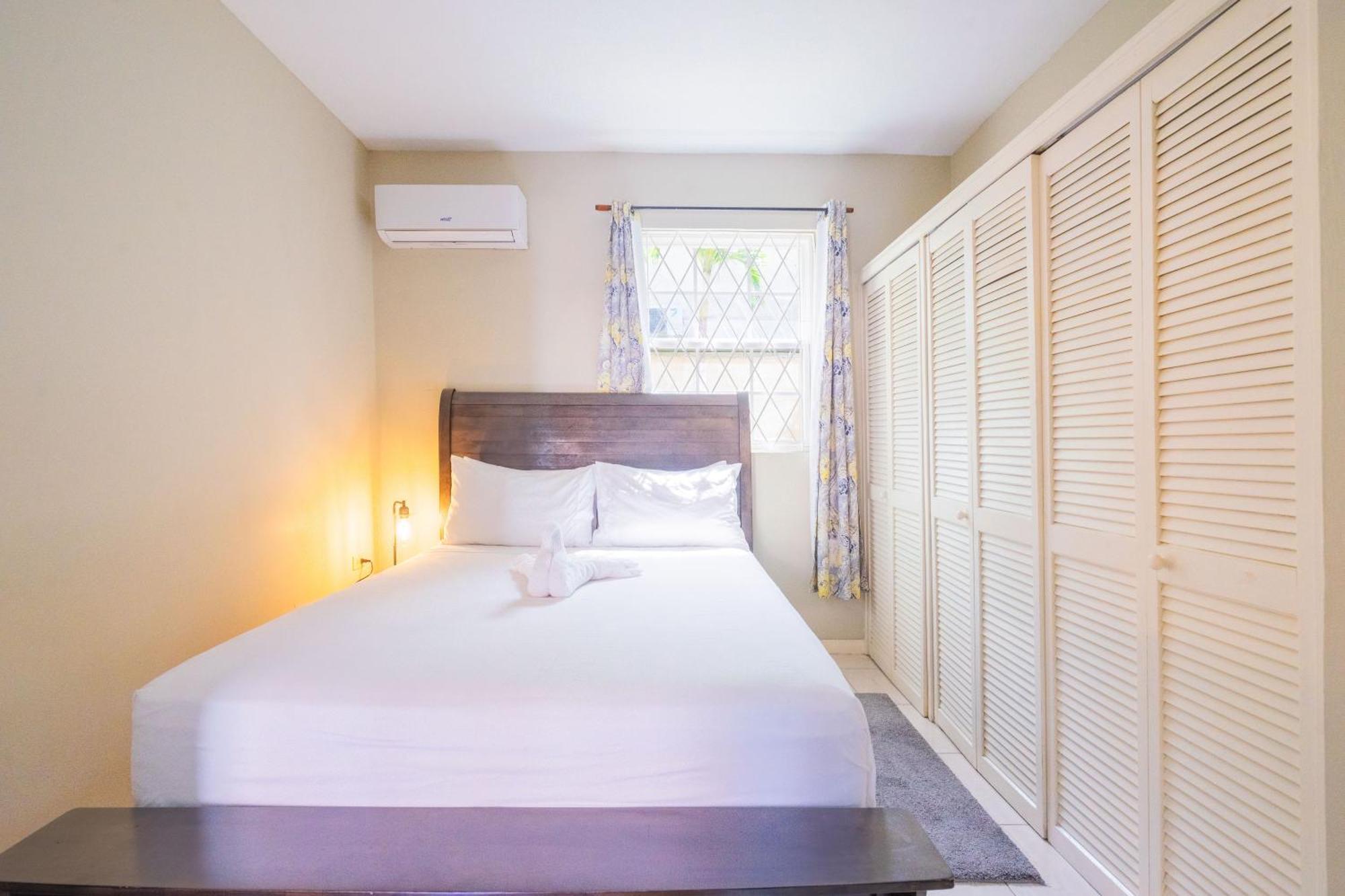 Musgrave Annex- Comfy 1 Bedroom Apartment On The Ground Floor Kingston Buitenkant foto