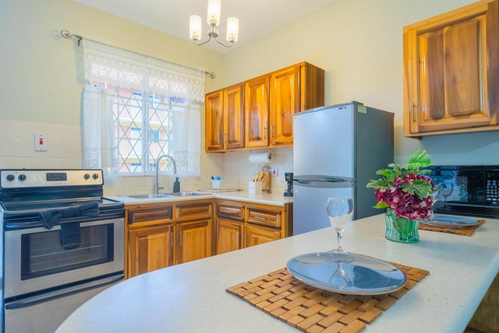 Musgrave Annex- Comfy 1 Bedroom Apartment On The Ground Floor Kingston Buitenkant foto